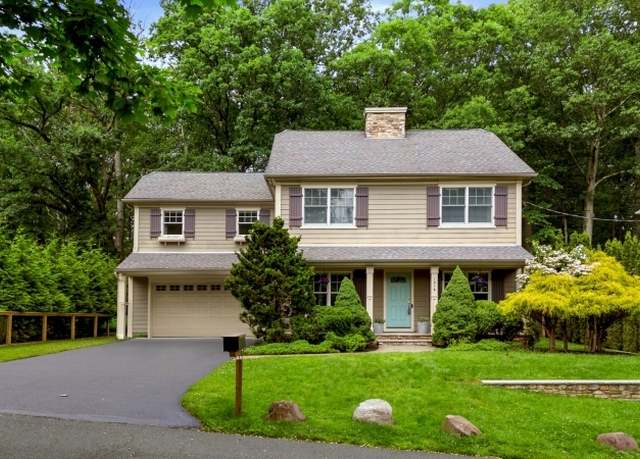 Property at 1316 Overhill St, Westfield, NJ 07090-4219, 4 beds, 2.5 baths