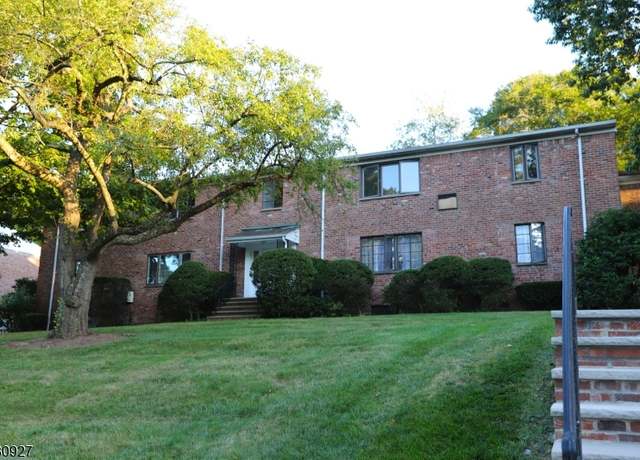 Property at 72D Troy Dr Unit D, Springfield Twp., NJ 07081-2063, 2 beds, 1 bath