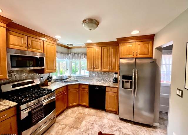 Property at 537 Eagle Rock Ave, West Orange Twp., NJ 07052-3677, 3 beds, 2 baths