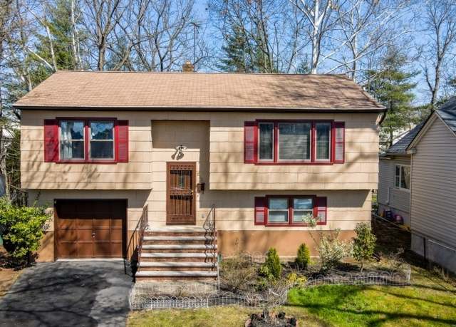 Property at 213 Myrtle Ave, Scotch Plains Twp., NJ 07076-1038, 4 beds, 2.5 baths