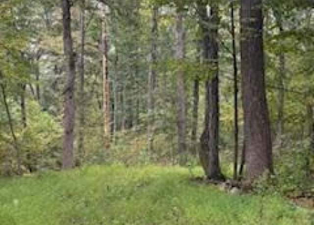 Property at 8 Cub Lake Rd, Byram Twp., NJ 07821-4050