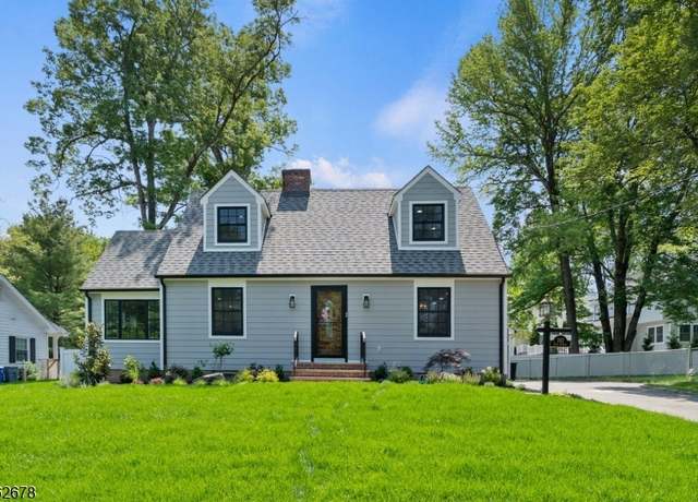 Property at 242 Park Ave, Berkeley Heights, NJ 07922-1460, 3 beds, 2.5 baths