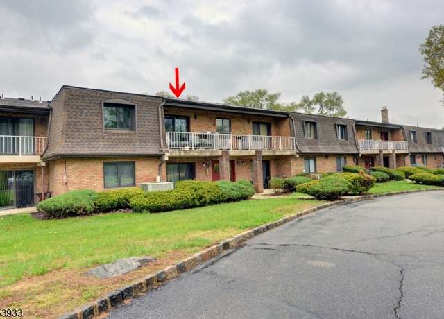Property at 221 Ringwood Ave Unit B11, Pompton Lakes Boro, NJ 07442-2032, 1 bed, 1 bath