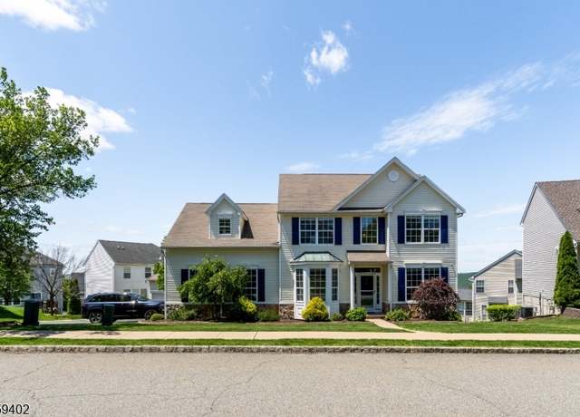 Property at 241 Winding Hill Dr, Mount Olive Twp., NJ 07840-5665, 4 beds, 2.5 baths