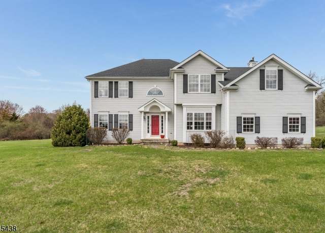 Property at 5 Fieldstone Way, Readington Twp., NJ 08889-3953, 4 beds, 2.5 baths