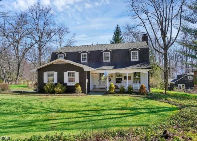 Property at 7 Burnett Dr, Chester Twp., NJ 07930-2716, 4 beds, 3 baths