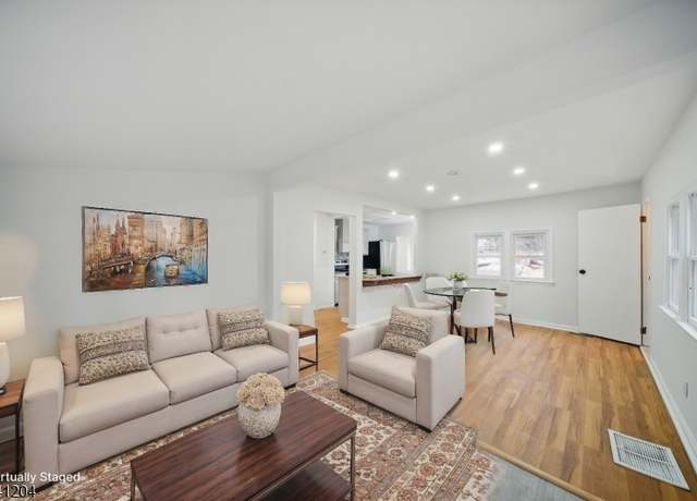 Property at 9 S Reilly Rd, Jefferson Twp., NJ 07438-8874, 2 beds, 1 bath