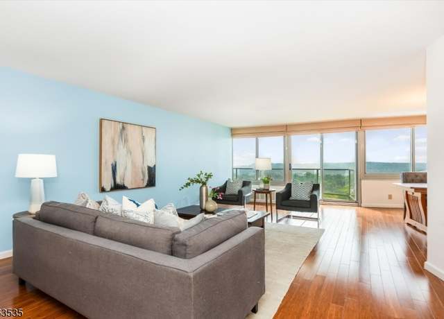 Property at 1 Claridge Dr #521, Verona Twp., NJ 07044-3005, 1 bed, 1.5 baths