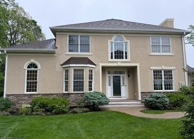 Property at 20 Brown Ct, Chester Twp., NJ 07930-2481, 3 beds, 2.5 baths