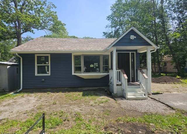 Property at 61 Bauer Rd, Frankford Twp., NJ 07860-4951, 2 beds, 1 bath