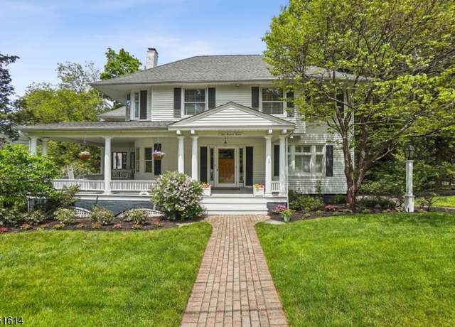 Property at 5 Sunset Dr, Summit City, NJ 07901-2322, 6 beds, 5.5 baths