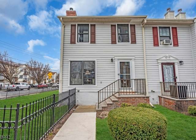 Property at 35 Gouverneur St, Newark City, NJ 07104, 3 beds, 2.5 baths