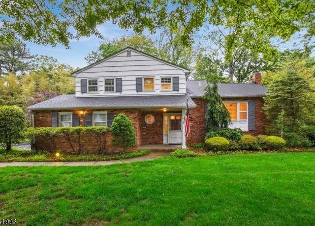 Property at 64 Manitou Cir, Westfield Town, NJ 07090-1004, 4 beds, 2.5 baths