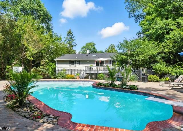 Property at 2 Cedar Ct, Washington Twp., NJ 07853-3230, 4 beds, 2 baths