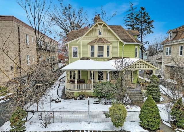 Property at 122 Milligan Pl, South Orange Village Twp., NJ 07079-1908, 11 beds, 3 baths