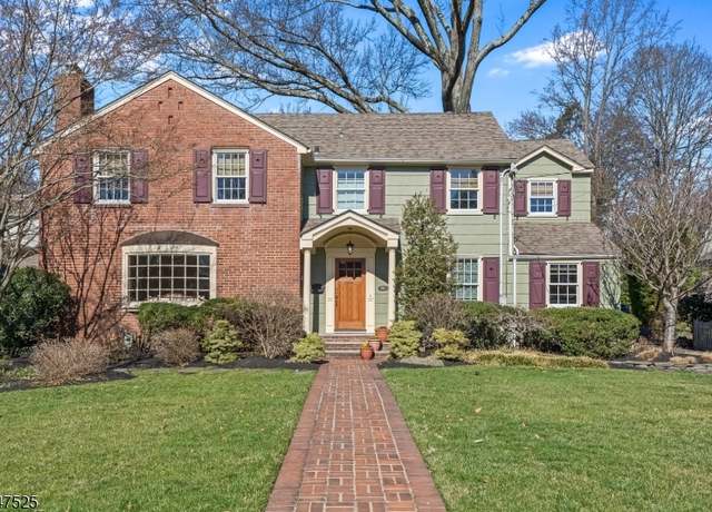 Property at 861 Bradford Ave, Westfield Town, NJ 07090-3006, 6 beds, 3 baths
