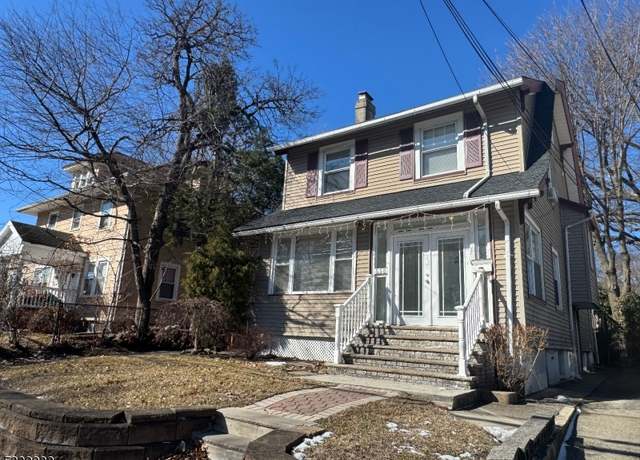 Property at 856 Degraw Ave, Newark City, NJ 07104-1709, 3 beds, 1 bath