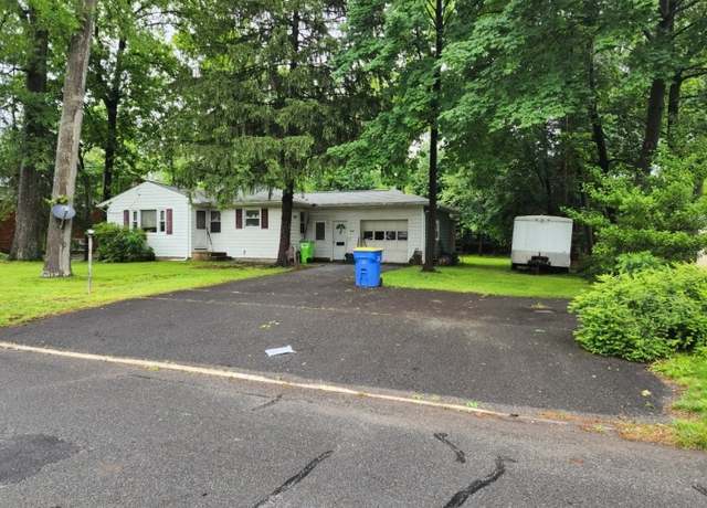 Property at 130 Mountain Pkwy, Green Brook Twp., NJ 08812-2217, 2 beds, 1 bath