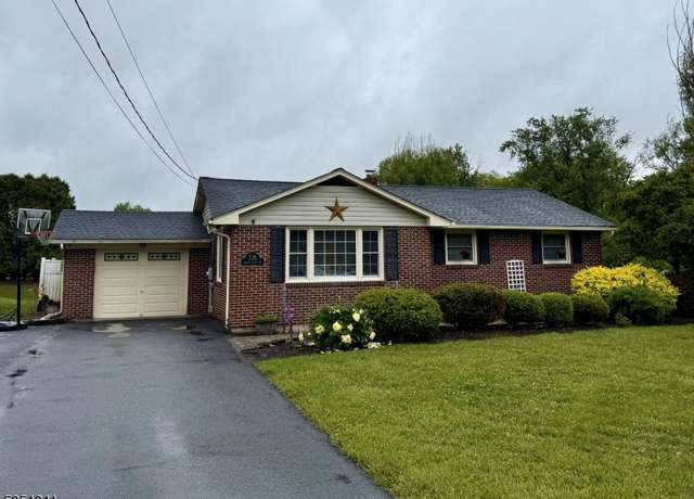 Property at 326 Spring Garden Rd, Holland Twp., NJ 08848-1897, 3 beds, 2 baths