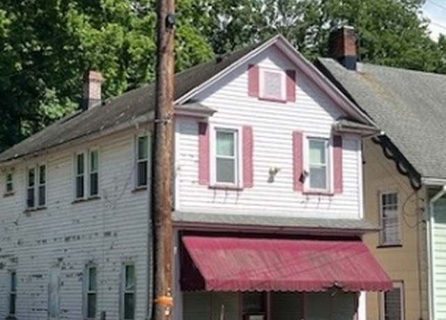 Property at 190 Market St, Belvidere Twp., NJ 07823-1205, 2 beds, 1.5 baths