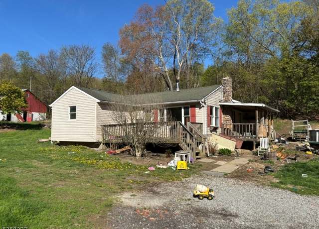 Property at 125 County Rd 628, Wantage Twp., NJ 07461-2736, 3 beds, 1 bath
