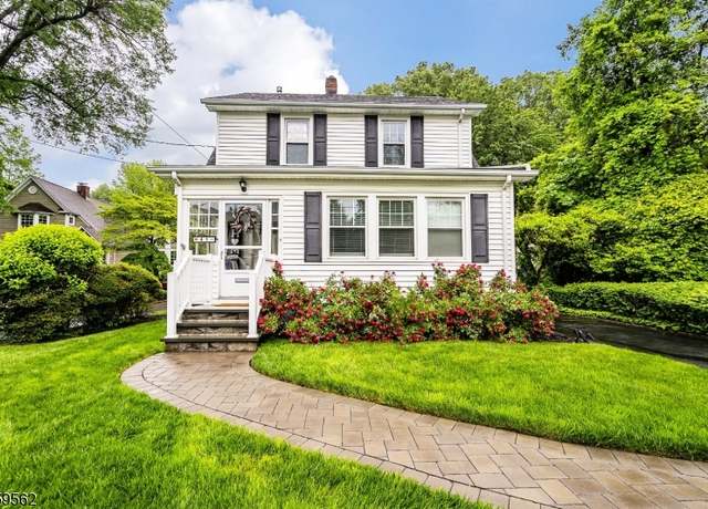Property at 41 Debbie Pl, Berkeley Heights Twp., NJ 07922-1705, 3 beds, 1.5 baths