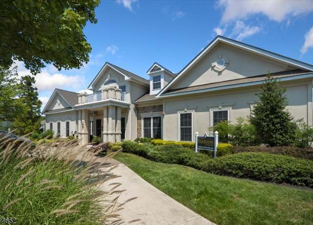 Property at 1112 Holly Ln #1112, Cedar Grove Twp., NJ 07009-3211, 2 beds, 2 baths