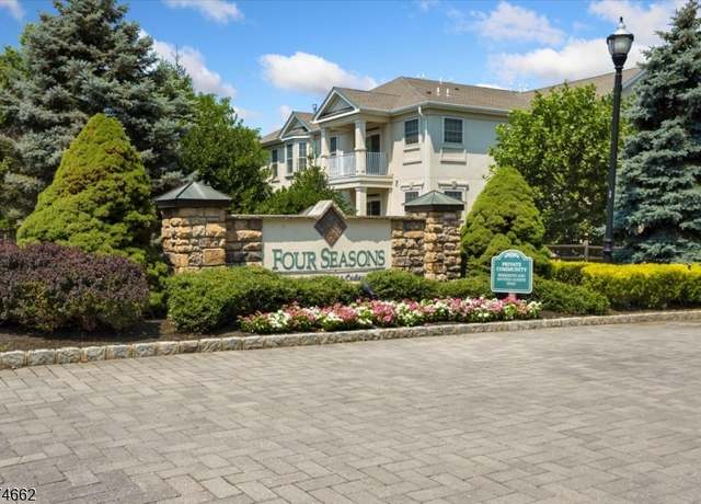 Property at 1112 Holly Ln #1112, Cedar Grove Twp., NJ 07009-3211, 2 beds, 2 baths