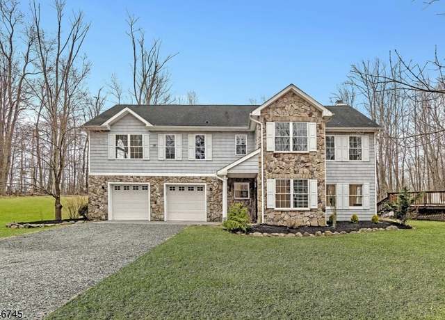Property at 54 Hyatt Rd, Frankford Twp., NJ 07826-4138, 3 beds, 2.5 baths