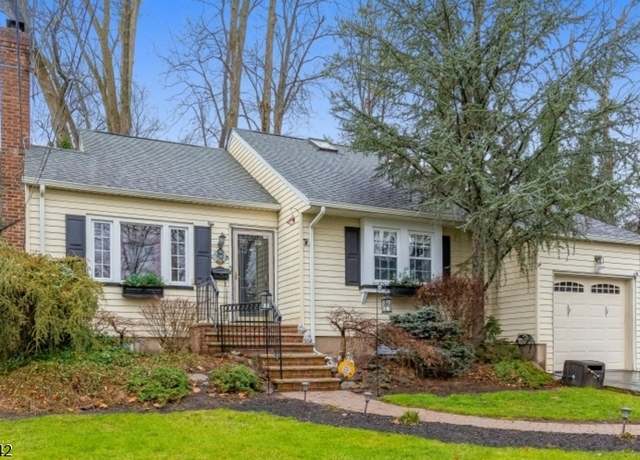 Property at 82 Temple Dr, Springfield Twp., NJ 07081-1521, 2 beds, 2 baths