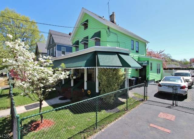 Property at 528 E 2nd St, Plainfield City, NJ 07060-1402, 2 beds, 2 baths