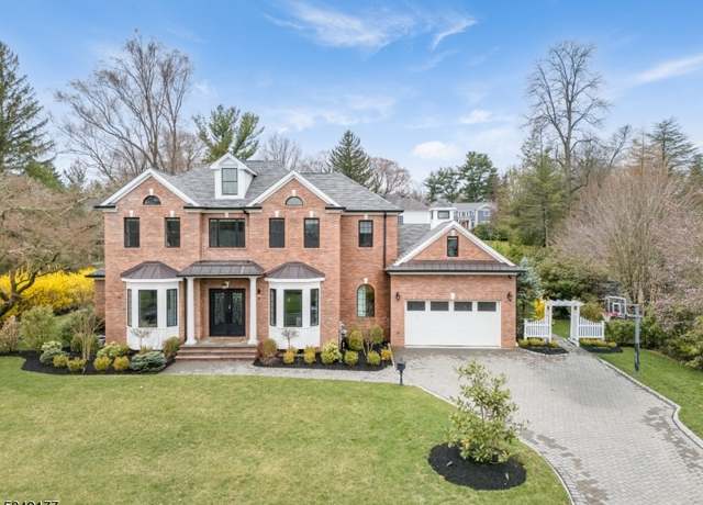 Property at 5 East Ln, Madison Boro, NJ 07940-2603, 5 beds, 4.5 baths