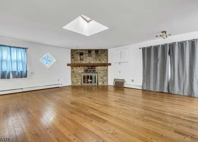 Property at 55 Furber Ave, Linden City, NJ 07036-3658, 3 beds, 2 baths