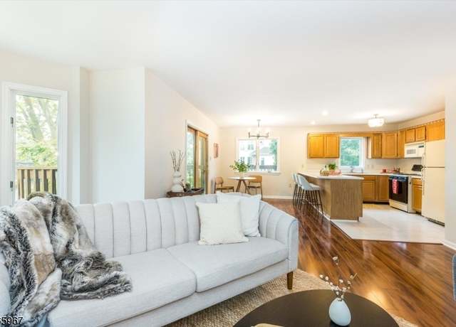 Property at 7 Di Donna Ct, Clifton City, NJ 07013-2500, 2 beds, 2 baths
