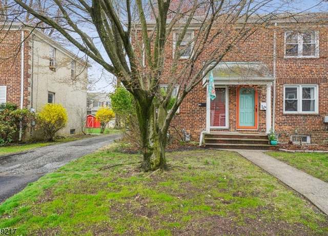Property at 36 Second St, Fanwood Boro, NJ 07023-1222, 2 beds, 1 bath