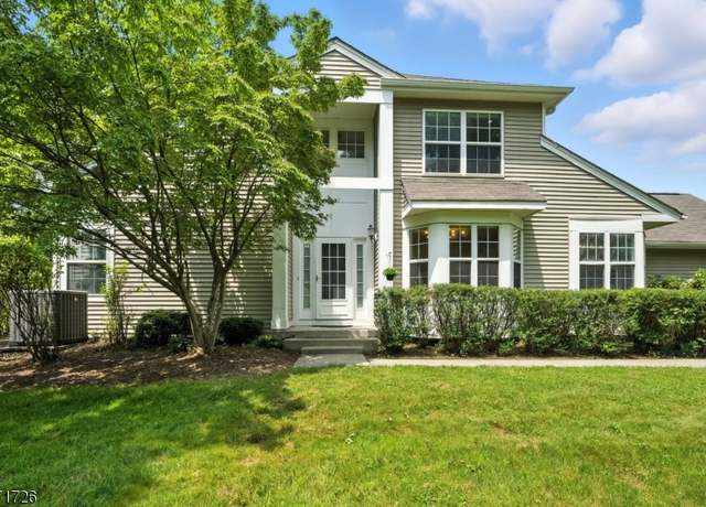 Property at 12 Mahogany Way, Randolph Twp., NJ 07869-3734, 3 beds, 2.5 baths
