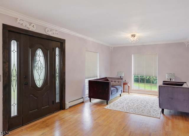 Property at 933 River Rd, Hillsborough Twp., NJ 08844-3349, 4 beds, 2.5 baths