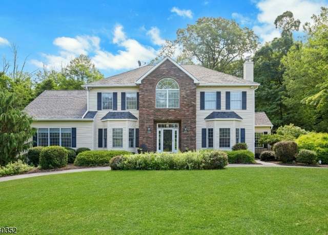 Property at 49 Hidden Glen Dr, Sparta Twp., NJ 07871-3843, 5 beds, 3 baths