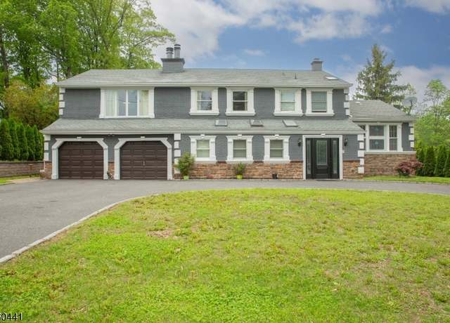 Property at 60 Queens Rd, Rockaway Twp., NJ 07866-2209, 4 beds, 2.5 baths