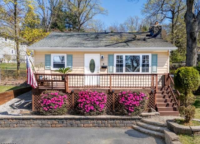 Property at 2 Crow Trl, Wayne Twp., NJ 07470-4408, 3 beds, 1 bath