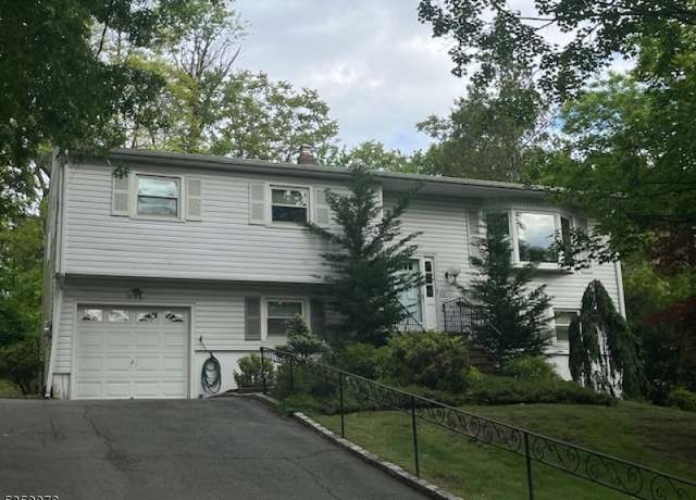 Property at 53 Edgemere Rd, Livingston Twp., NJ 07039-2828, 4 beds, 2 baths