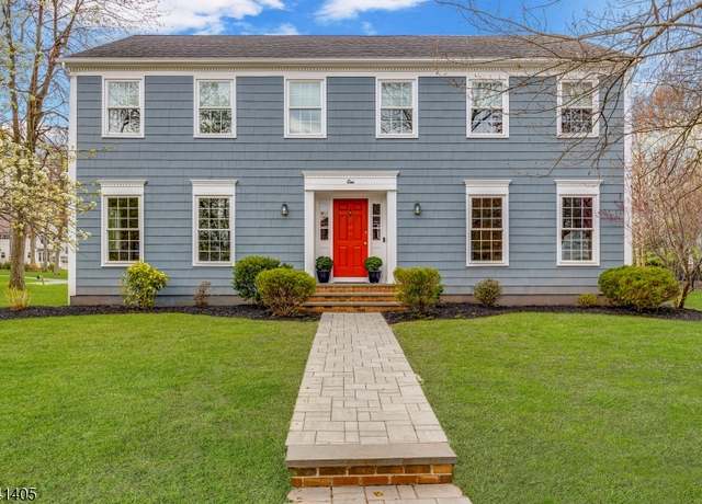 Property at 1 Settlers Ln, Westfield Town, NJ 07090, 4 beds, 3 baths