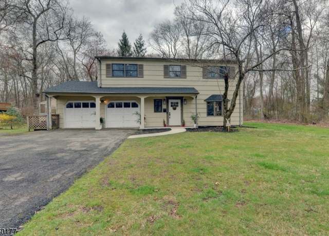 Property at 22 Bog And Vly Ln, Lincoln Park Boro, NJ 07035-1341, 4 beds, 2.5 baths