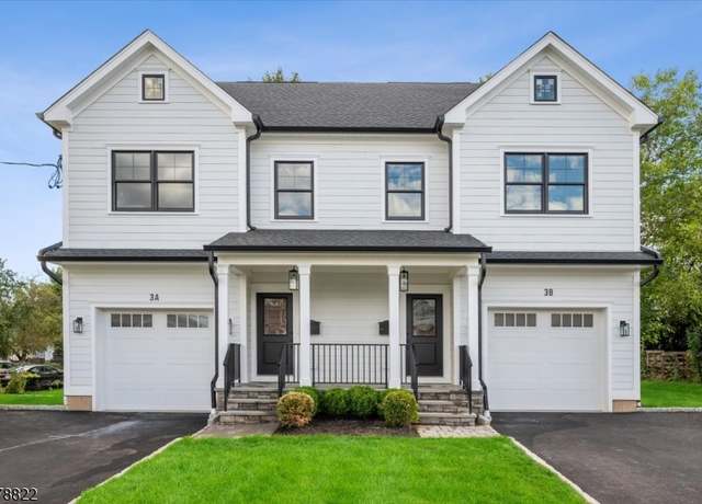 Property at 3 A Loveland St, Madison Boro, NJ 07940-1505, 5 beds, 4.5 baths
