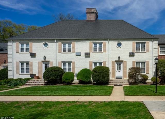 Property at 15 Parkway Vlg Unit B, Cranford Twp., NJ 07016-2545, 2 beds, 1 bath