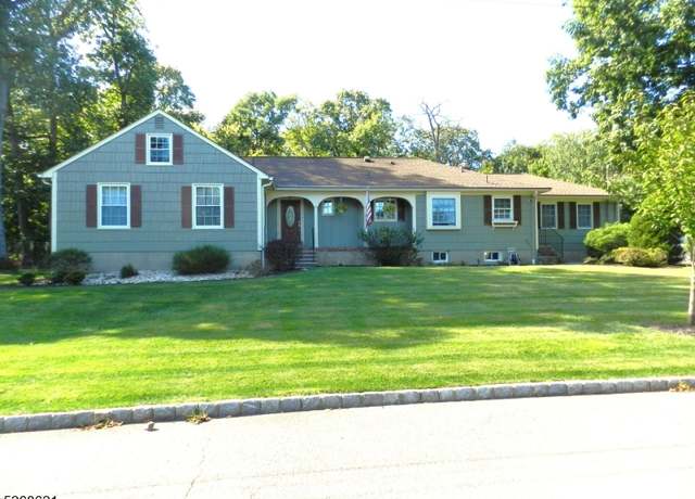 Property at 18 Stone Dr, West Orange Twp., NJ 07052-1334, 4 beds, 3.5 baths