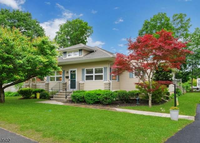 Property at 3 Meeker St, Roxbury Twp., NJ 07876-1411, 3 beds, 2 baths