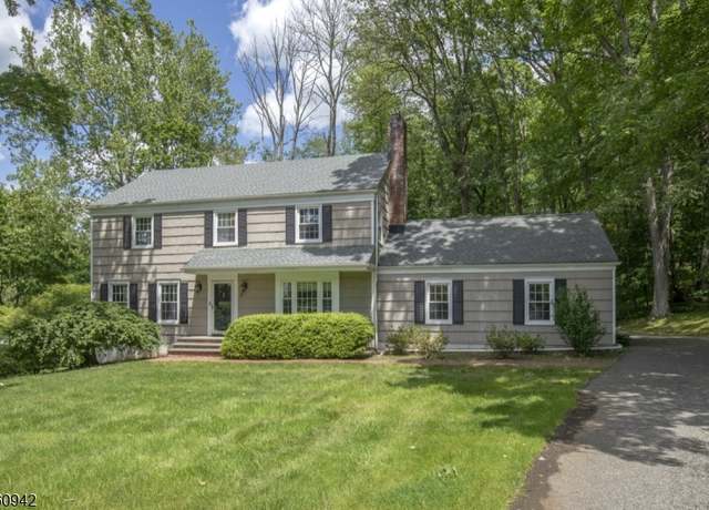 Property at 3 Rolling Hill Dr, Morris Twp., NJ 07960-6228, 4 beds, 3.5 baths
