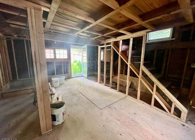 Property at 101 Dreahook Rd, Readington Twp., NJ 08833-5015, 1 bed, 1 bath