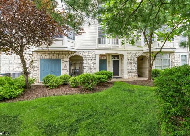 Property at 315 Kensington Ln, Livingston Twp., NJ 07039-8254, 3 beds, 2.5 baths